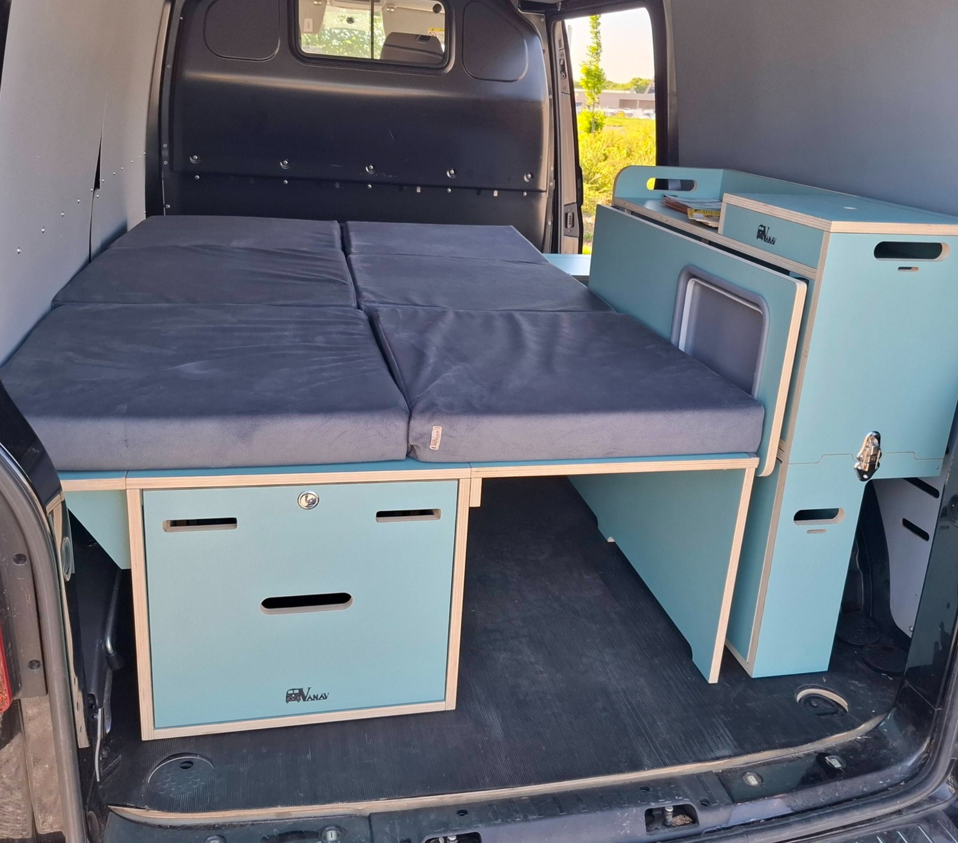 Mobikit Van – Kit d’aménagement modulable pour véhicule
